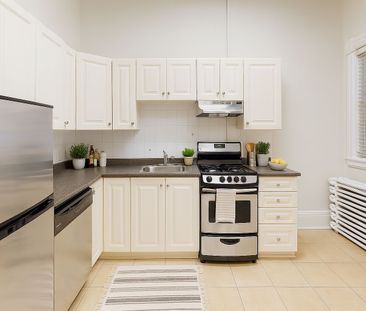 Elgin Street Apartments - Photo 1