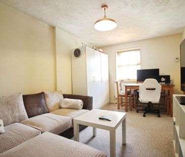 Nightwood Copse, Peatmoor, Swindon, Swindon, SN5 - Photo 6