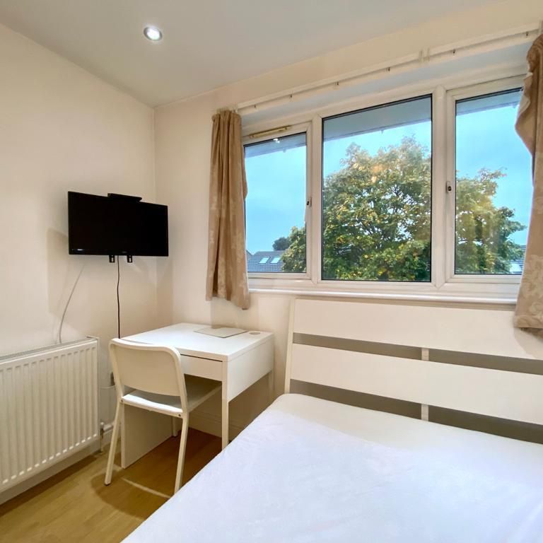 House share to rent - Photo 1