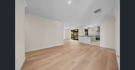 Convenient house walking distance to Clarkson station - Photo 4