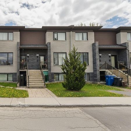 LIBRE Condo semi-meublé sur 2 étages proche de tout à louer Longueuil Saint-Hubert - appartement / logement - Photo 4