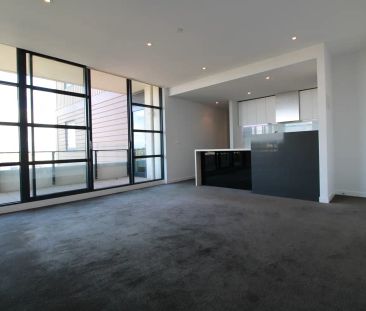 “GREAT SIZED 2 BEDROOM 2 BATHROOM APARTMENT” - Photo 1