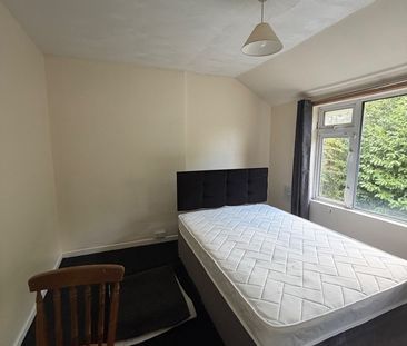2 Bed Semi-Detached House, Burlington Road, CV2 - Photo 3
