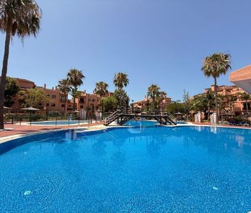 Alquiler de piso en Avenida Hacienda del Sol - Photo 4
