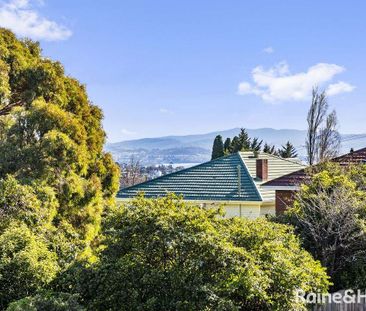 FANTASTIC LOCATION - Photo 2