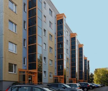 3-Raum-Wohnung für Ihre Familie - Küche mit Fenster, Balkon, Aufzug - Photo 1