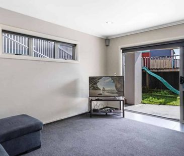 64a Rutherford Street - Photo 1