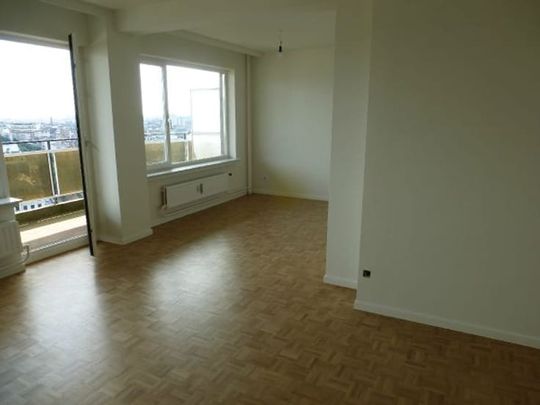 Appartement te huur - Photo 1