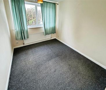 4 bedroom detached house to rent - Photo 5