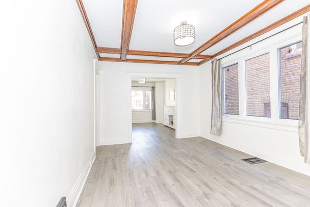 For Lease - 212 Oakwood Avenue Unit# Upper, Toronto, Ontario - Photo 1