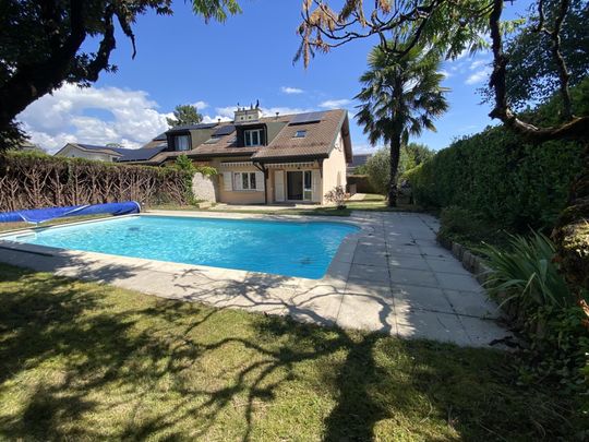 Superb House with Pool in Genthod - Photo 1