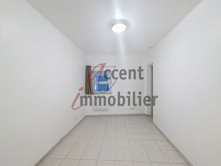 Cabannes : Appartement 35 m² au RDC, - Photo 3
