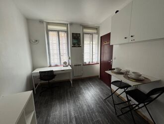 Location Studio 1 pièces 17 m2 à Saint-Quentin - Photo 2