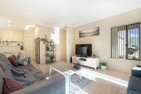 AVAILABLE NOW Coastal Living at Its Best -Spacious, Stylish & Superbly Located - Photo 2