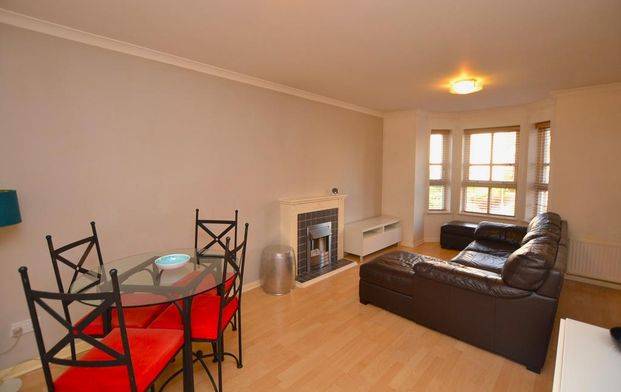 2 bedroom flat to rent - Photo 1