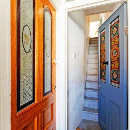 Knotts Green Road, Leyton, E10 - Photo 1