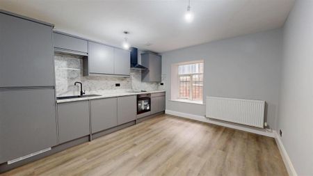 2 bedroom flat to rent - Photo 3