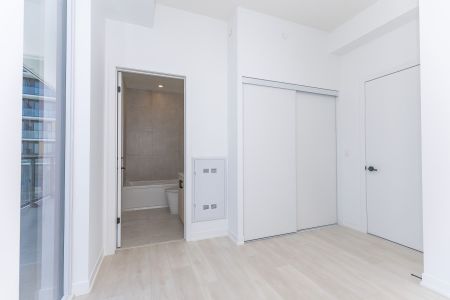 For Lease - 4878 Powers Common Unit# 910, Burlington, Ontario - Photo 5