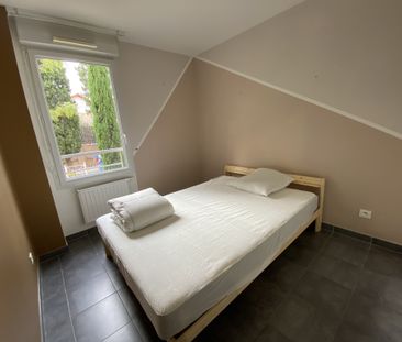 Location Appartement 3 pièces 56m² TOULON 83200 - Photo 4