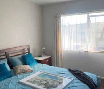 Large Family Home - Photo 4