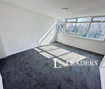 Longshaw Street, Stoke-on-trent, Staffordshire, ST6 - Photo 6