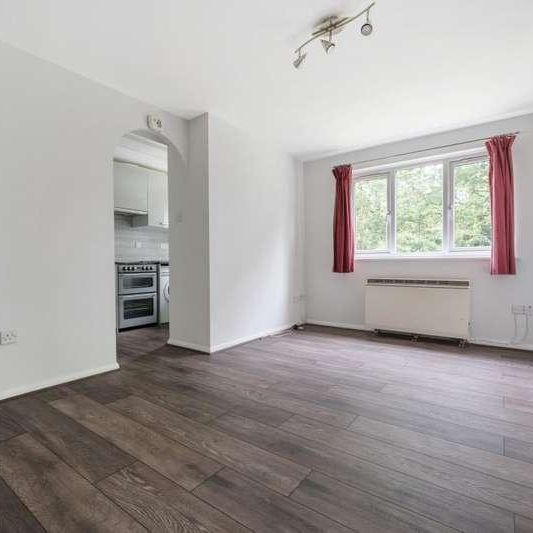 Scottwell Drive, Colindale, NW9 - Photo 1
