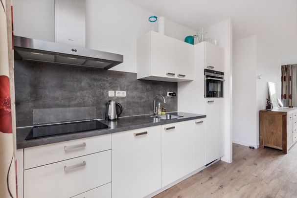 Appartement te huur: Waterpark 21 2102 LA Heemstede - Photo 1