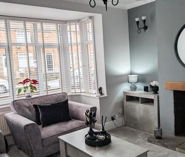 3 bedroom terraced house to rent - Photo 1