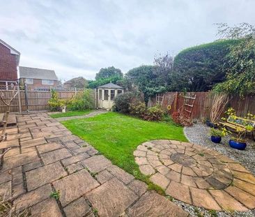 Countess Close, Wimborne, BH21 - Photo 2