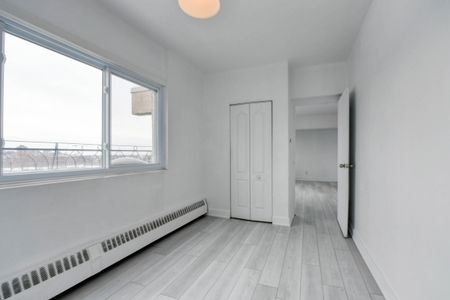 809 Bloomfield Avenue - Photo 2