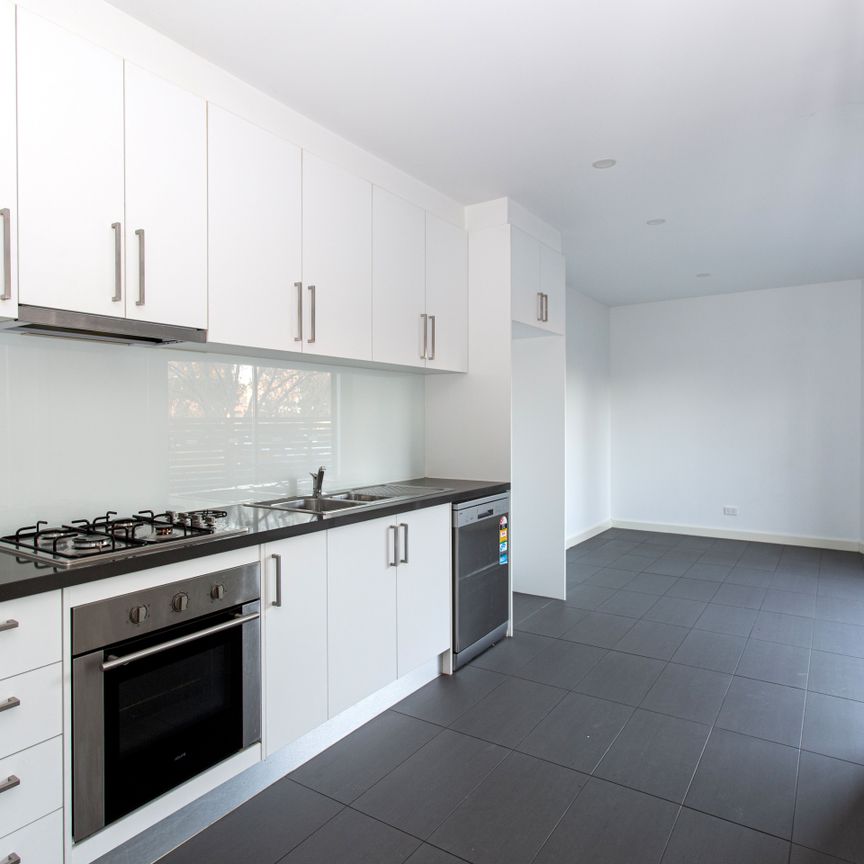 Your Thomastown Retreat Awaits! - Photo 1