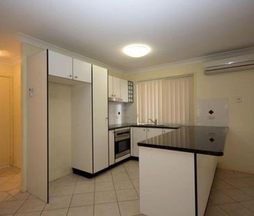 2/253 Cavendish Road, 4151, Coorparoo Qld - Photo 2