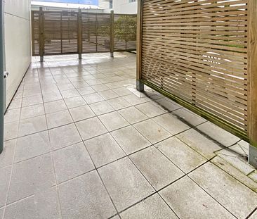 2 Bedroom City Living - Photo 3