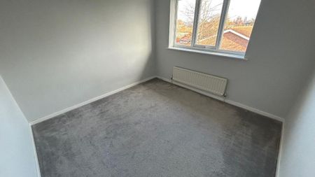 4 bedroom detached house to rent - Photo 5