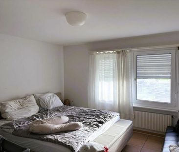 Gut unterhaltene 4-Zi.-Wohnung mit ca. 85 m2 an zentraler Lage in M... - Foto 4