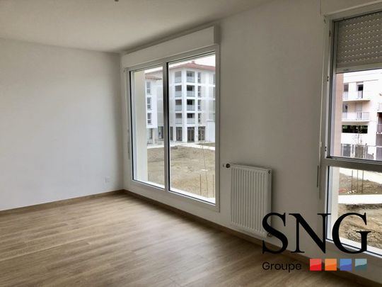 T3 AVEC LOGGIA+PARING - Photo 1