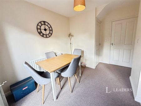 3 bedroom property to rent Holloway Avenue, Bourne, PE10 - Photo 3