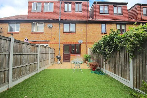 3 bedroom house to rent - Photo 1