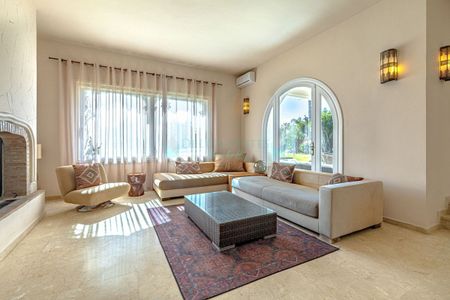 Semi Detached Villa for rent in Estepona - Foto 4