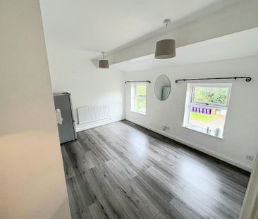 Grove Road, Hitchin - Photo 2