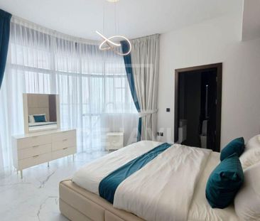 Fully Furnished 2-BR | High Floor with Park View - Photo 2