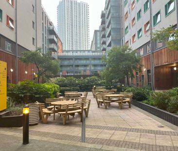 Double Wheelchair Accessible Ensuite - Photo 4