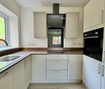 Manor Road - Photo 2