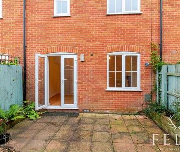 Saddlers Close, Fordingbridge, SP6 - Photo 2