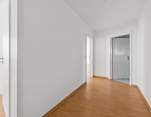 Attraktive 3-Raumwohnung mit Südbalkon am Charlottencenter! - Foto 1