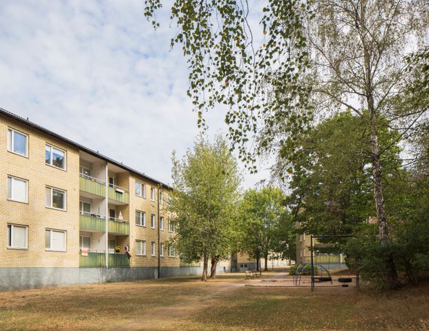 Platåvägen, Nybro - Photo 1
