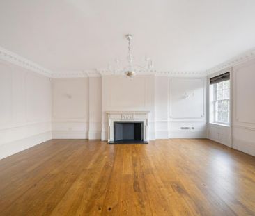 4 bedroom flat to rent - Photo 1