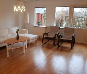 Hammarkroken, Angered - Photo 1