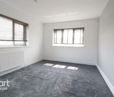 3 bedroom detached house to rent - Photo 6