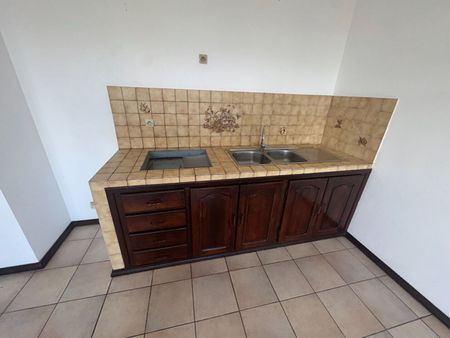 Location appartement 2 pièces, 56.60m², Cayenne - Photo 3